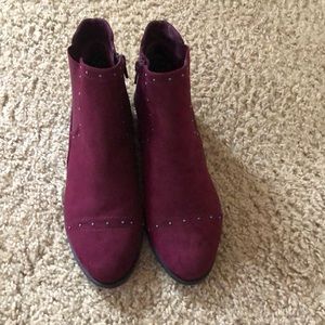 burgundy heeled boots